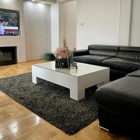 Vila Elena